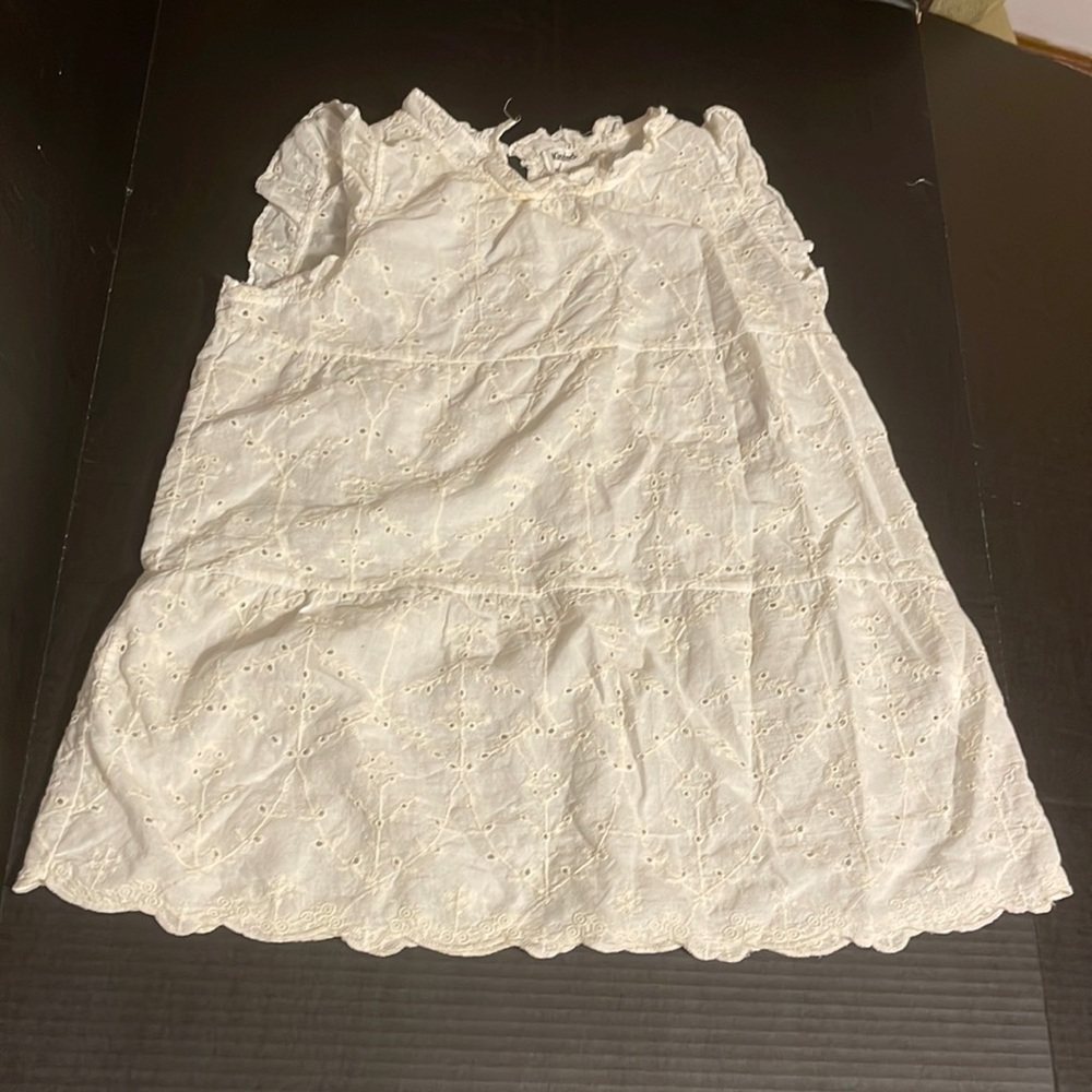 Beautiful ivory color Medium size blouse 100% cotton